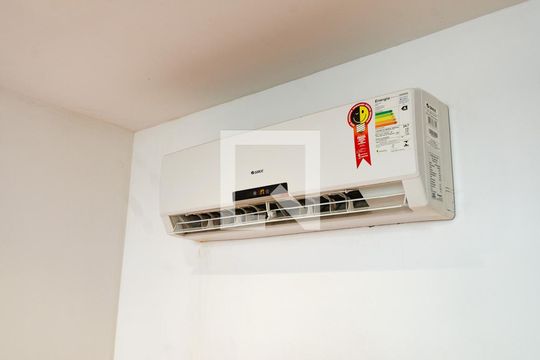 Ar condicionado de apartamento para alugar com 1 quarto, 34m² em Vitória, Salvador