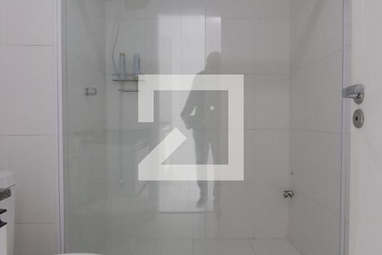 Banheiro de apartamento à venda com 1 quarto, 34m² em Jardim Santa Terezinha (zona Leste), São Paulo