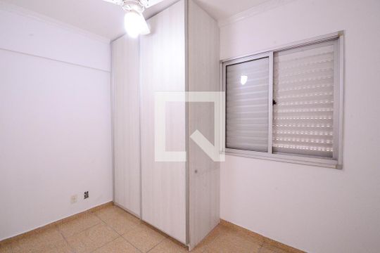 Quarto 1 de apartamento à venda com 2 quartos, 80m² em Vila Vermelha, São Paulo