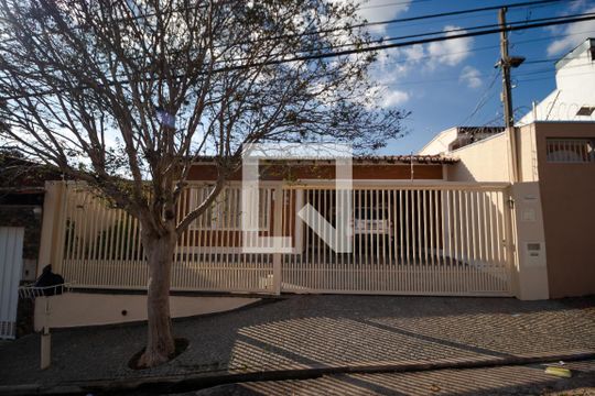 Fachada de casa à venda com 4 quartos, 258m² em Jardim Boa Esperança, Campinas