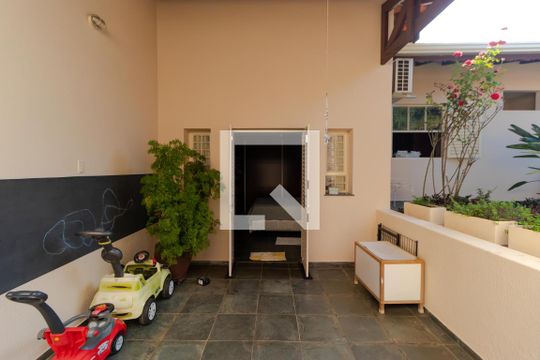 Varanda de casa à venda com 4 quartos, 258m² em Jardim Boa Esperança, Campinas