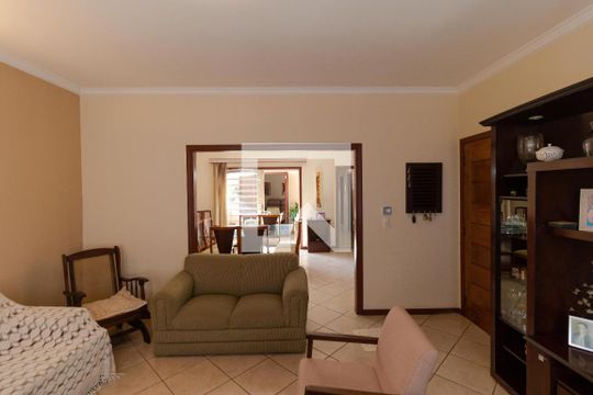Sala de Estar de casa à venda com 4 quartos, 258m² em Jardim Boa Esperança, Campinas