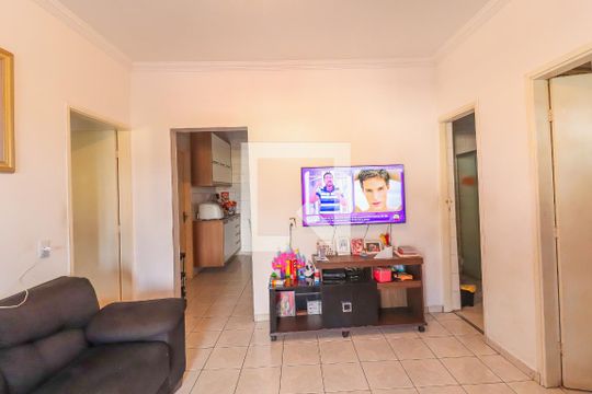 Sala de casa à venda com 4 quartos, 190m² em Parque Guarani, Várzea Paulista
