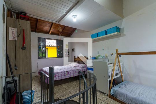 Quarto de casa de condomínio à venda com 1 quarto, 67m² em Vila Nova, Porto Alegre