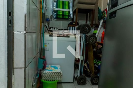 Casa de Condomínio à venda com 1 quarto, 67m² em Vila Nova, Porto Alegre