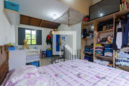 Quarto de casa de condomínio à venda com 1 quarto, 67m² em Vila Nova, Porto Alegre