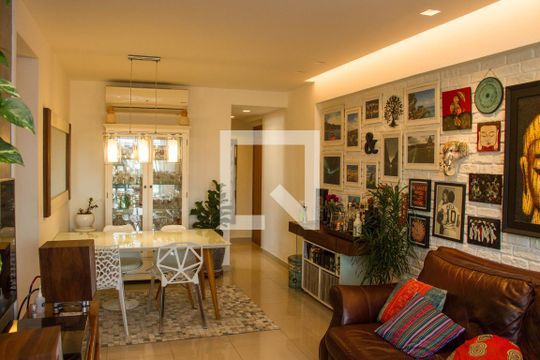 Sala de apartamento à venda com 3 quartos, 90m² em Méier, Rio de Janeiro