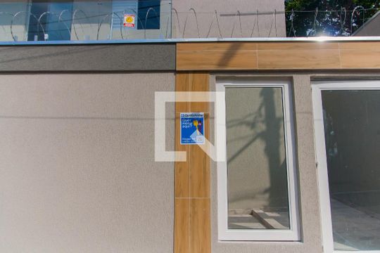 Placa Quinto Andar de casa de condomínio à venda com 1 quarto, 33m² em Vila Prudente, São Paulo