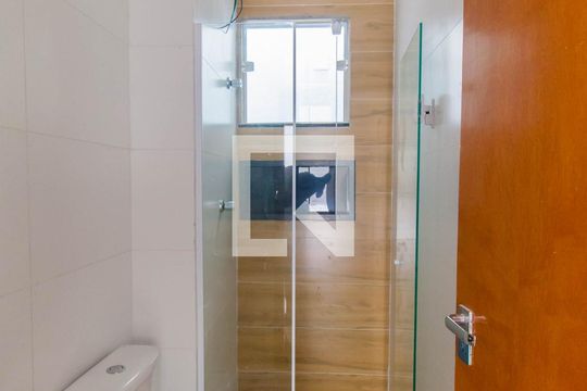 Banheiro de casa de condomínio à venda com 1 quarto, 33m² em Vila Prudente, São Paulo