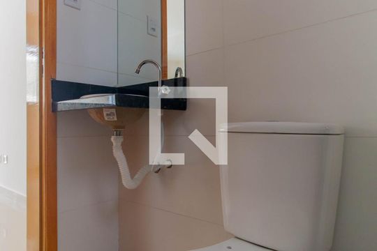Banheiro de casa de condomínio à venda com 1 quarto, 33m² em Vila Prudente, São Paulo