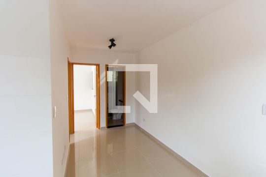 Sala/Cozinha de casa de condomínio à venda com 2 quartos, 44m² em Vila Prudente, São Paulo