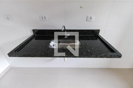 Cozinha de apartamento para alugar com 1 quarto, 31m² em Vila Prudente, São Paulo