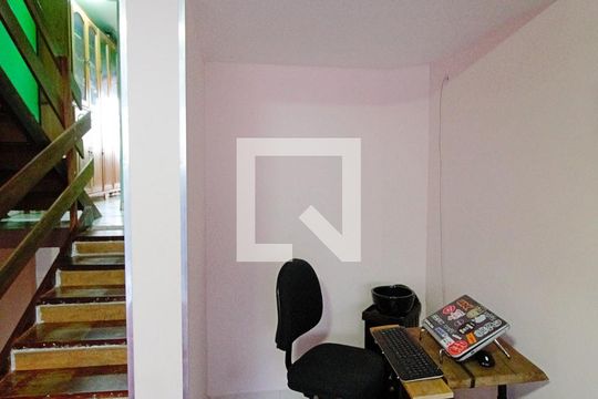 Sala  de casa de condomínio à venda com 3 quartos, 140m² em Parque Monte Alegre, Taboão da Serra