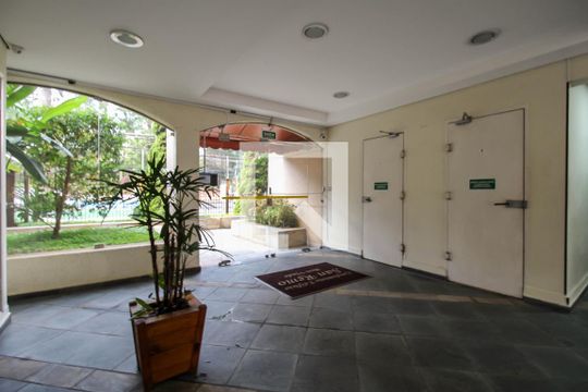 Entrada de apartamento à venda com 3 quartos, 106m² em Mooca, São Paulo
