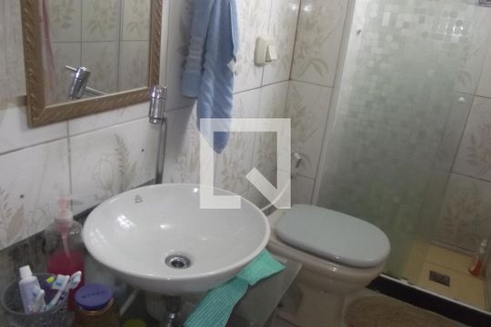 Banheiro
 de apartamento para alugar com 3 quartos, 63m² em Engenho Novo, Rio de Janeiro