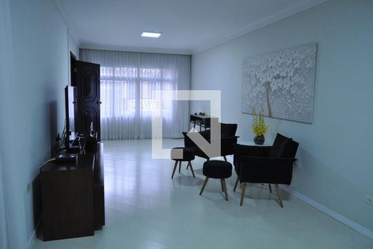 Sala de casa à venda com 3 quartos, 200m² em Vila Mazzei, São Paulo