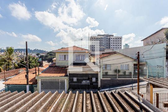 Vista Quarto 3 de casa para alugar com 3 quartos, 157m² em Vila Nina, São Paulo