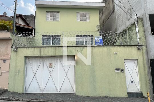 Fachada de casa à venda com 4 quartos, 240m² em Vila Anglo Brasileira, São Paulo