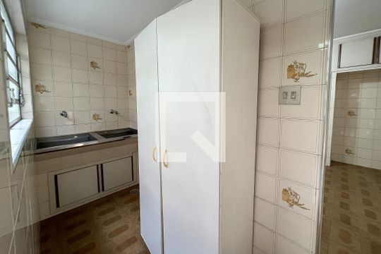 Área de Serviço de casa à venda com 4 quartos, 240m² em Vila Anglo Brasileira, São Paulo