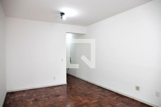 Sala + Quarto de apartamento para alugar com 1 quarto, 34m² em Centro Histórico, Porto Alegre