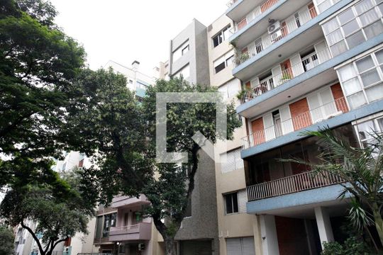 Fachada de apartamento para alugar com 1 quarto, 34m² em Centro Histórico, Porto Alegre