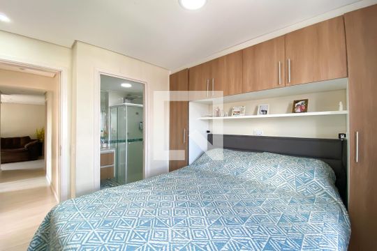 Suíte de apartamento à venda com 3 quartos, 68m² em Santo Antônio, Osasco