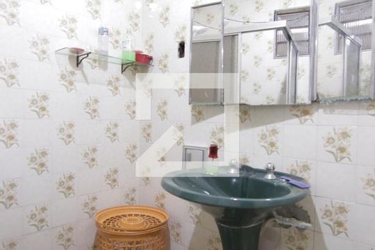 Banheiro de casa à venda com 3 quartos, 280m² em Jardim Penha, São Paulo