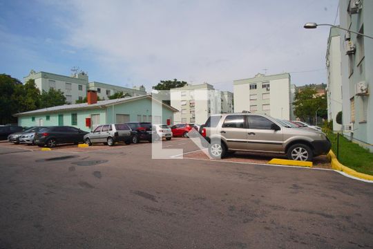 Garagem de apartamento para alugar com 2 quartos, 60m² em Protásio Alves, Porto Alegre