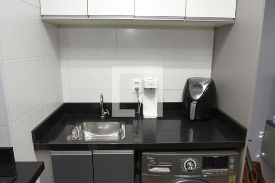 Cozinha de apartamento à venda com 2 quartos, 36m² em Jurubatuba, São Paulo