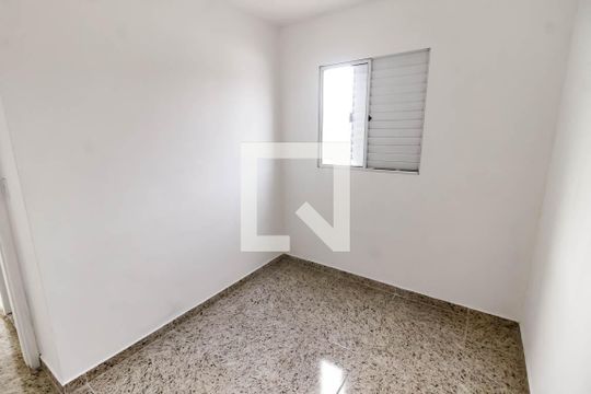 Quarto 2 de apartamento para alugar com 2 quartos, 48m² em Parque Assuncao, Taboão da Serra