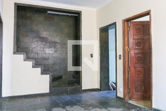 Sala de casa para alugar com 3 quartos, 174m² em Madureira, Rio de Janeiro