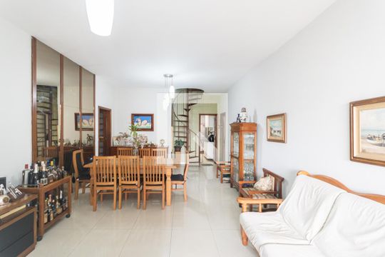 Apartamento à venda com 4 quartos, 240m² em Tijuca, Rio de Janeiro