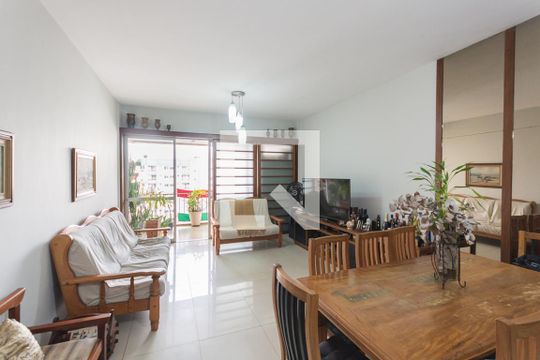 Sala de apartamento à venda com 4 quartos, 240m² em Tijuca, Rio de Janeiro