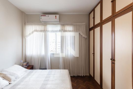 Suíte de apartamento à venda com 4 quartos, 240m² em Tijuca, Rio de Janeiro