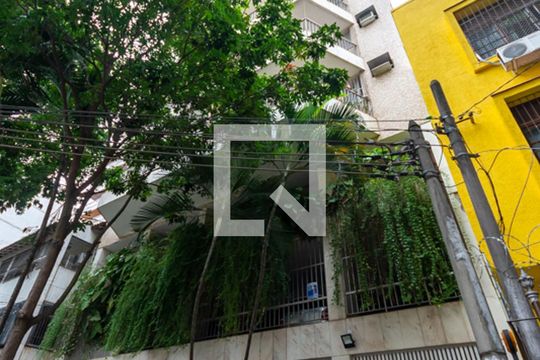 Fachada de apartamento à venda com 4 quartos, 240m² em Tijuca, Rio de Janeiro