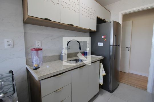 Cozinha de apartamento à venda com 2 quartos, 55m² em Freguesia de Jacarepaguá, Rio de Janeiro