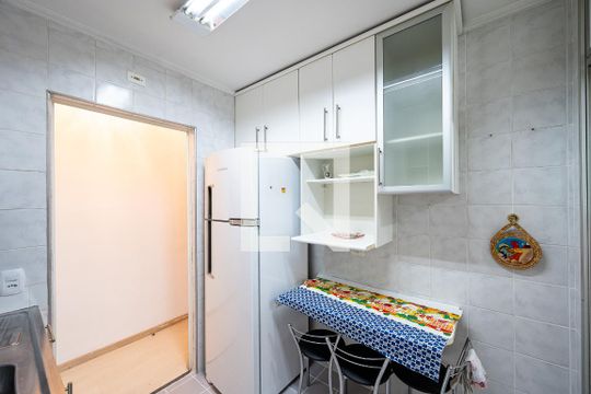 Cozinha de apartamento para alugar com 2 quartos, 61m² em Saúde, São Paulo