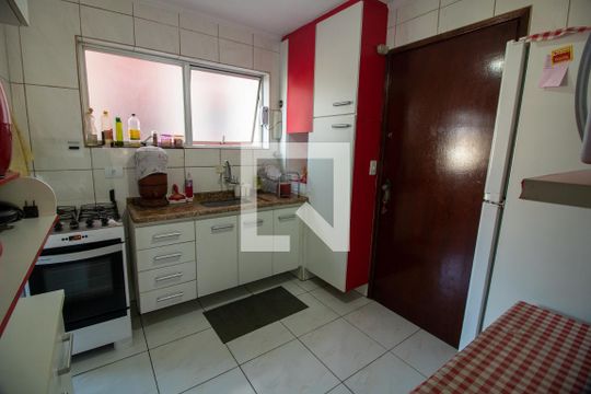 Cozinha de apartamento à venda com 3 quartos, 64m² em Jardim Vilas Boas, São Paulo