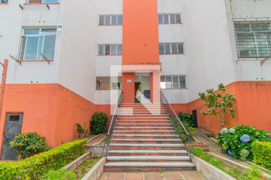 Fachada de apartamento para alugar com 2 quartos, 48m² em Cristal, Porto Alegre