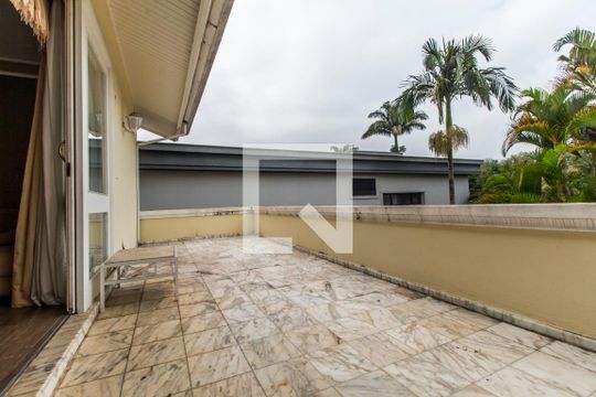 Varanda de casa de condomínio à venda com 5 quartos, 750m² em Tamboré, Santana de Parnaíba