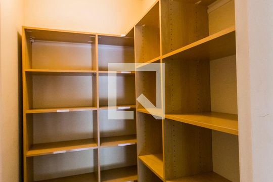 Área comum de casa de condomínio à venda com 5 quartos, 750m² em Tamboré, Santana de Parnaíba