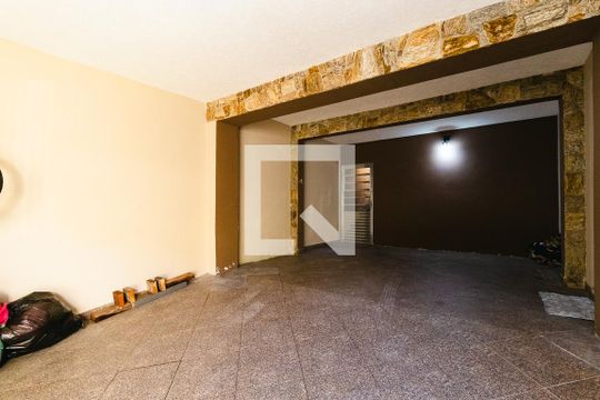 Garagem de casa à venda com 4 quartos, 300m² em Vila Aparecida, Jundiaí
