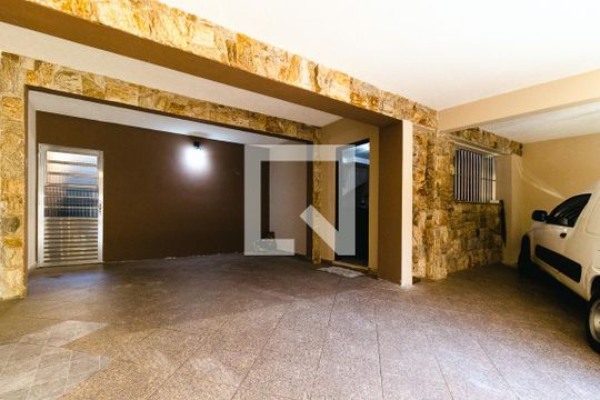 Garagem de casa à venda com 4 quartos, 300m² em Vila Aparecida, Jundiaí