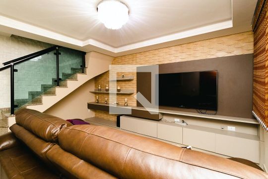 Casa à venda com 4 quartos, 300m² em Vila Aparecida, Jundiaí