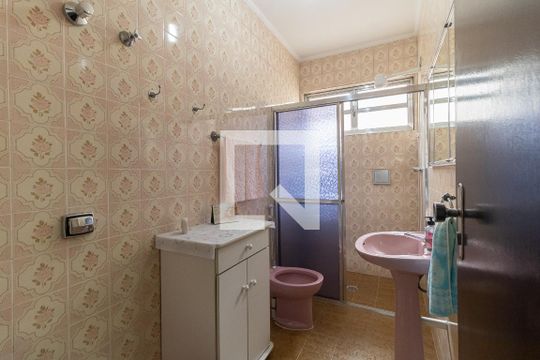 Banheiro 1 de casa à venda com 2 quartos, 120m² em Vila Moinho Velho, São Paulo