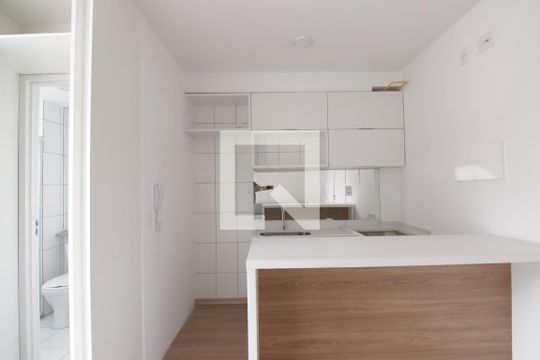 Cozinha de apartamento à venda com 1 quarto, 33m² em Vila Ré, São Paulo