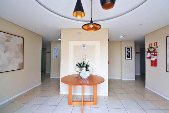 Hall de apartamento à venda com 3 quartos, 64m² em Utinga, Santo André