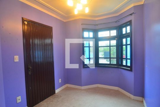 Sala 2 de casa à venda com 4 quartos, 110m² em Centro, Canoas