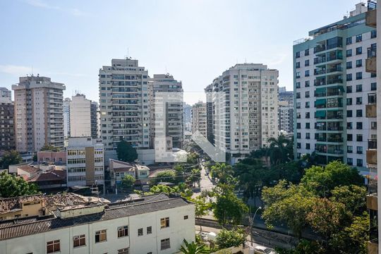 Vista de apartamento à venda com 2 quartos, 138m² em Vital Brasil, Niterói