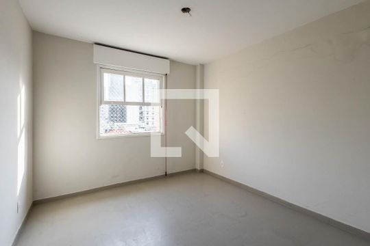 Quarto de apartamento à venda com 2 quartos, 60m² em Pinheiros, São Paulo